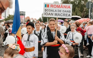 Junii Sibiului aniversați la Festivalul „Cântecele Munților”