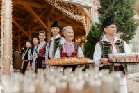 Junii Sibiului, mesagerii tradițiilor la Târgul Național de Ecoturism 2024