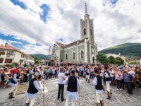 Bujorul de Munte şi Junii Sibiului – sărbătoriţi la Gura Râului